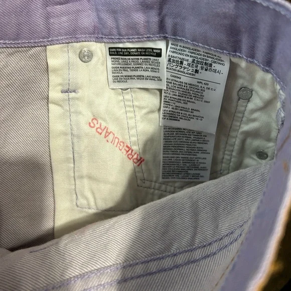 Levi’s Pastel Purple Mid Rise Relaxed Fit Women’s Pocketed Shorts Size W 30 - Picture 8 of 10